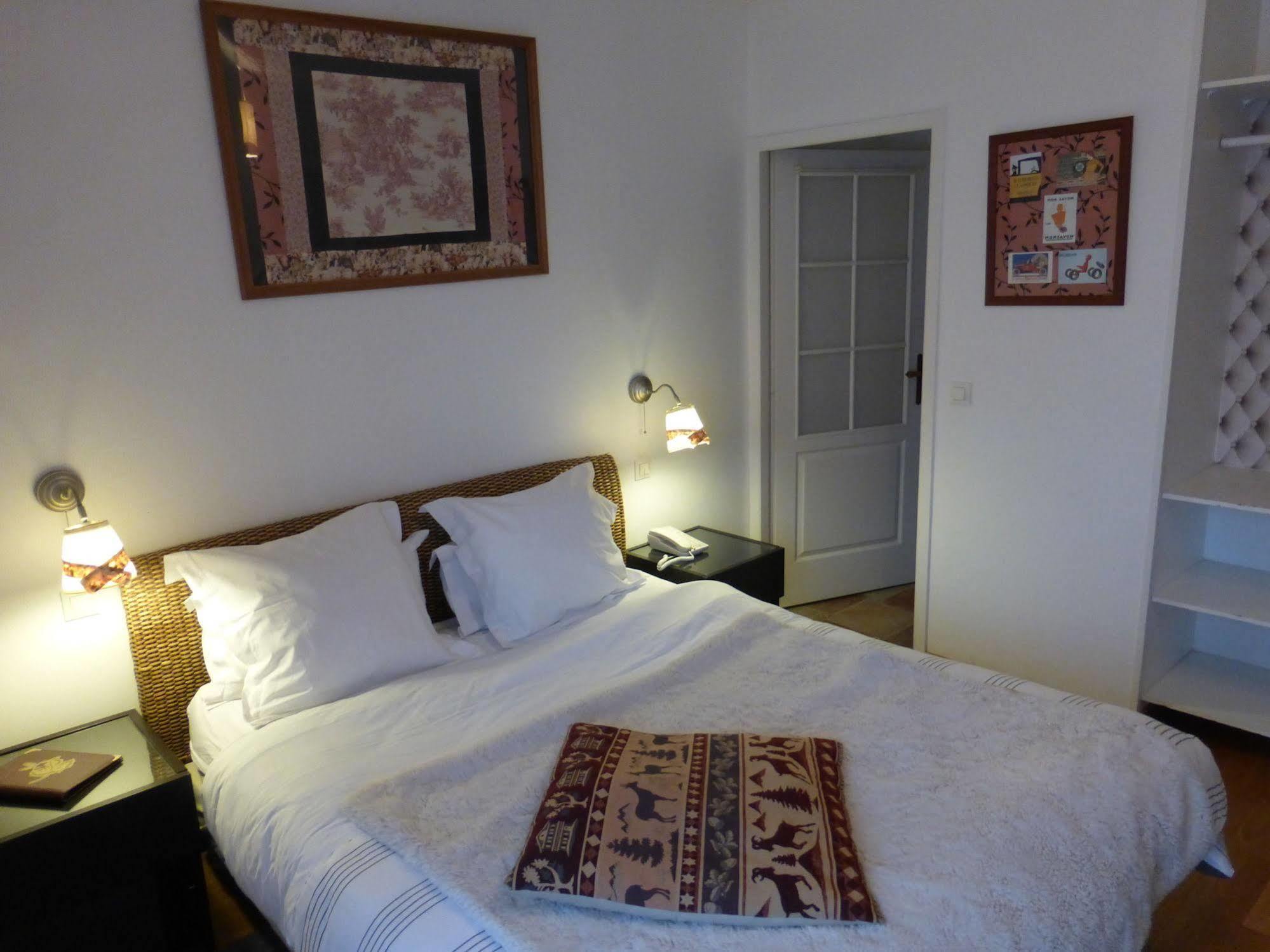 Logis Hotel La Villa Boucicaut Chalon-sur-Saone Exterior photo