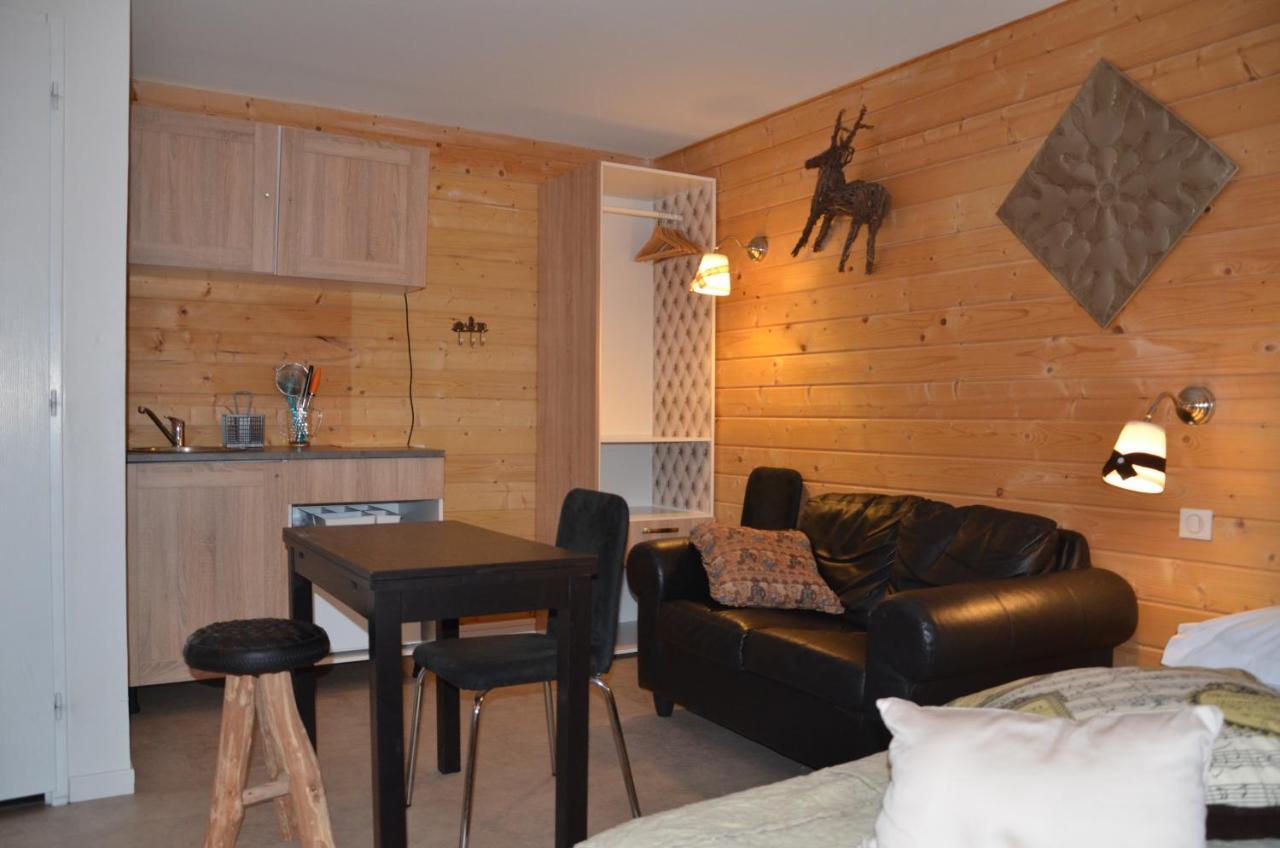 Logis Hotel La Villa Boucicaut Chalon-sur-Saone Exterior photo
